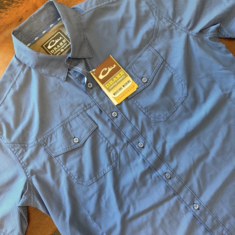 Drake Traveler's Check Shirt Mens Small Blue Short Sleeve Button Fishing DS2002